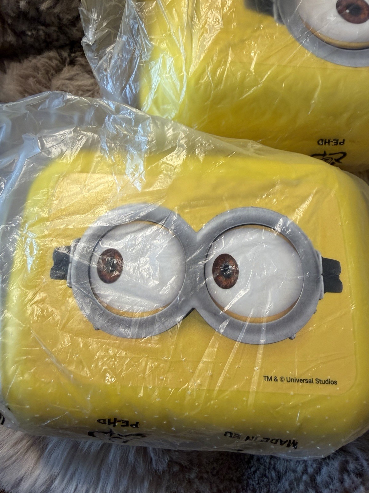 Tupperware Minions Mini Canisters Set of 3 New Sealed Universal Studios - Image 2