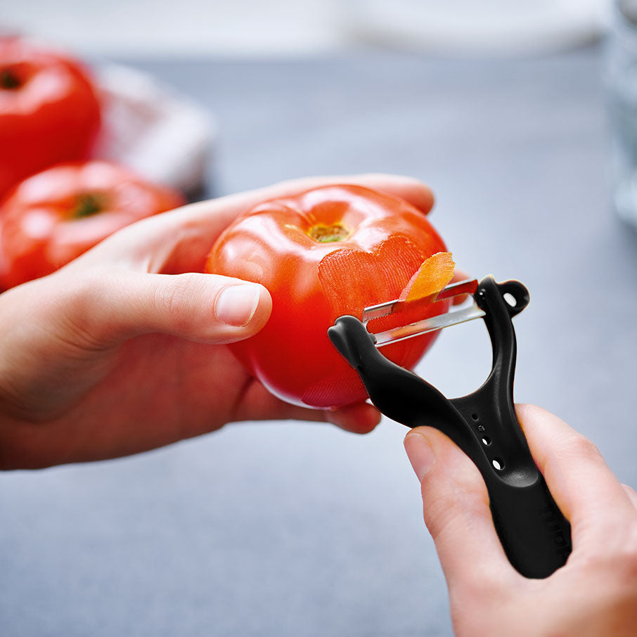 Tupperware® 5-in-1 Universal Peeler | Double Blade Vegetable Peeler - Image 3