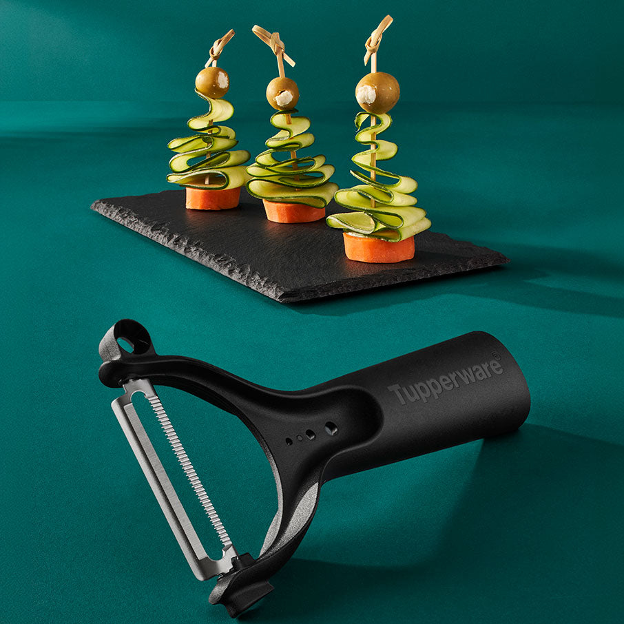 Tupperware® 5-in-1 Universal Peeler | Double Blade Vegetable Peeler - Image 5