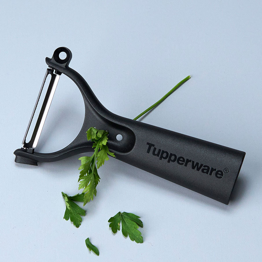 Tupperware® 5-in-1 Universal Peeler | Double Blade Vegetable Peeler - Image 4